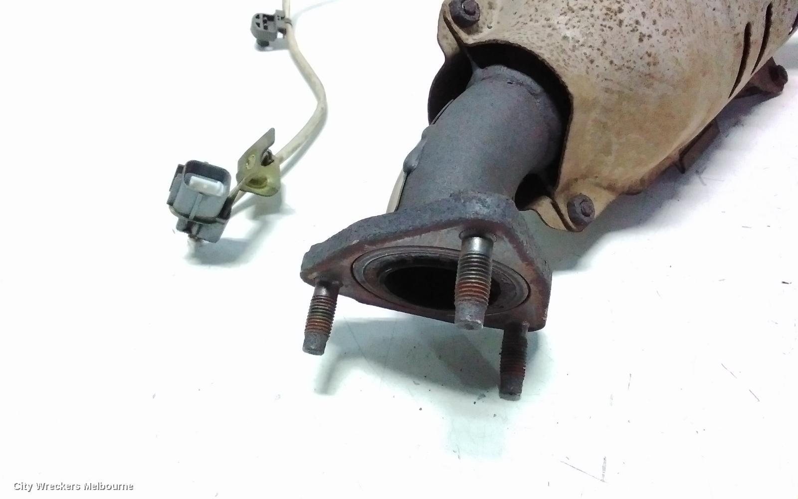 HONDA JAZZ CATALYTIC CONVERTER, UNDER CAR-CAT TYPE, 1.5, PETROL, GD (VIN JHMGD), 10/2002 - 03/2006 - Image 3