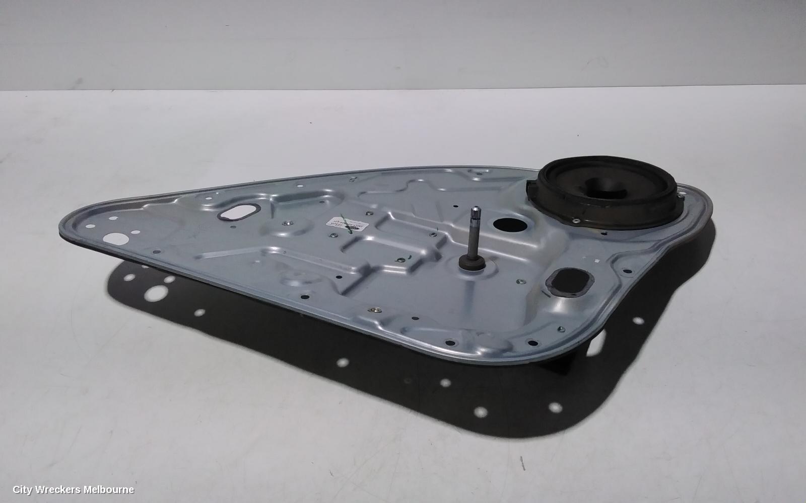 FORD FOCUS RIGHT REAR WND REG/MOTOR, LV, MANUAL REAR WINDOWS TYPE, 06/2008 - 10/2009 - Image 1