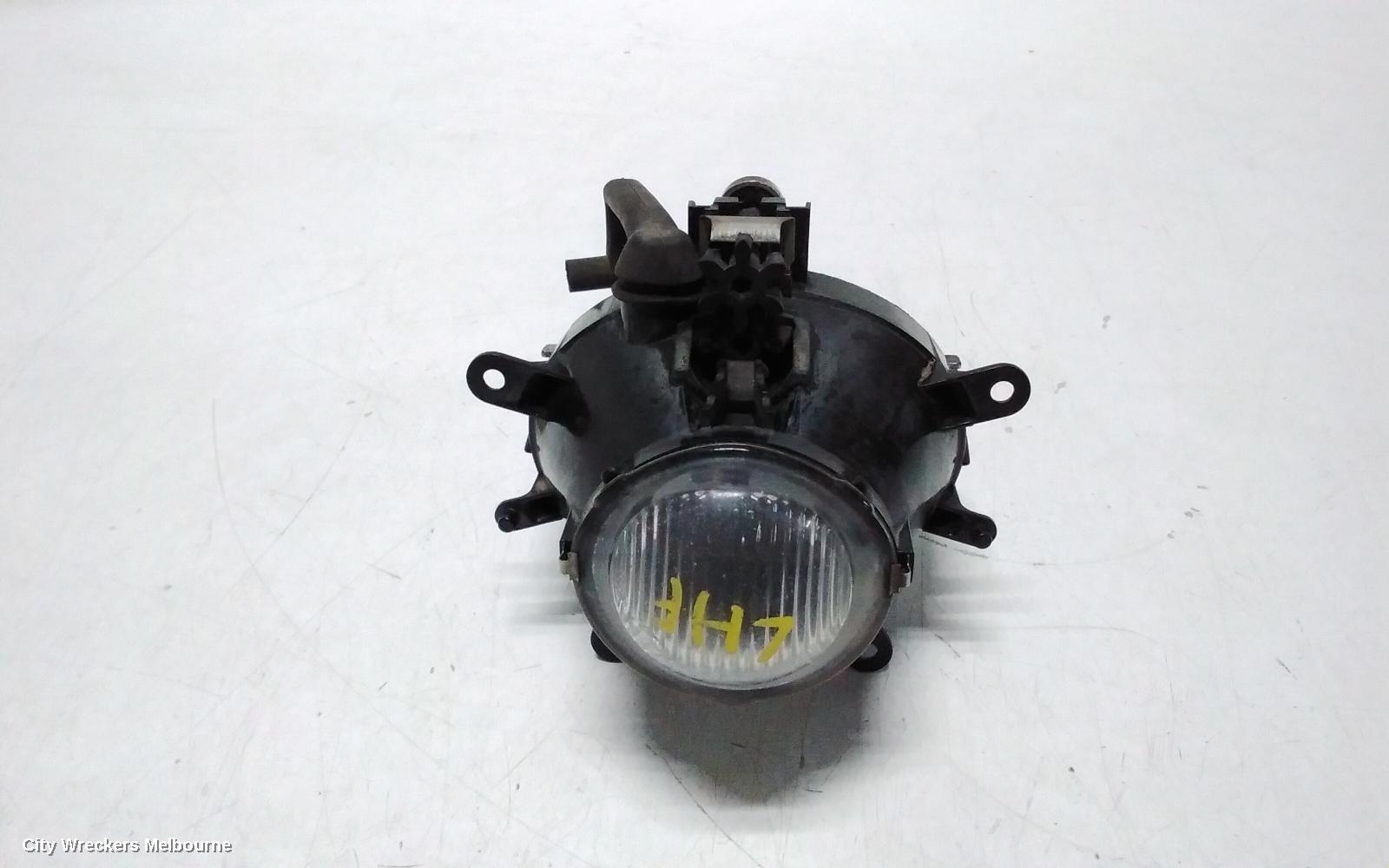 BMW 3 SERIES LEFT INDICATOR/FOG/SIDE, BUMPER FOGLAMP, E46, COUPE, M TECH, OVAL SHAPE, CLEAR LENS, 09/2000 - 07/2006 - Image 1