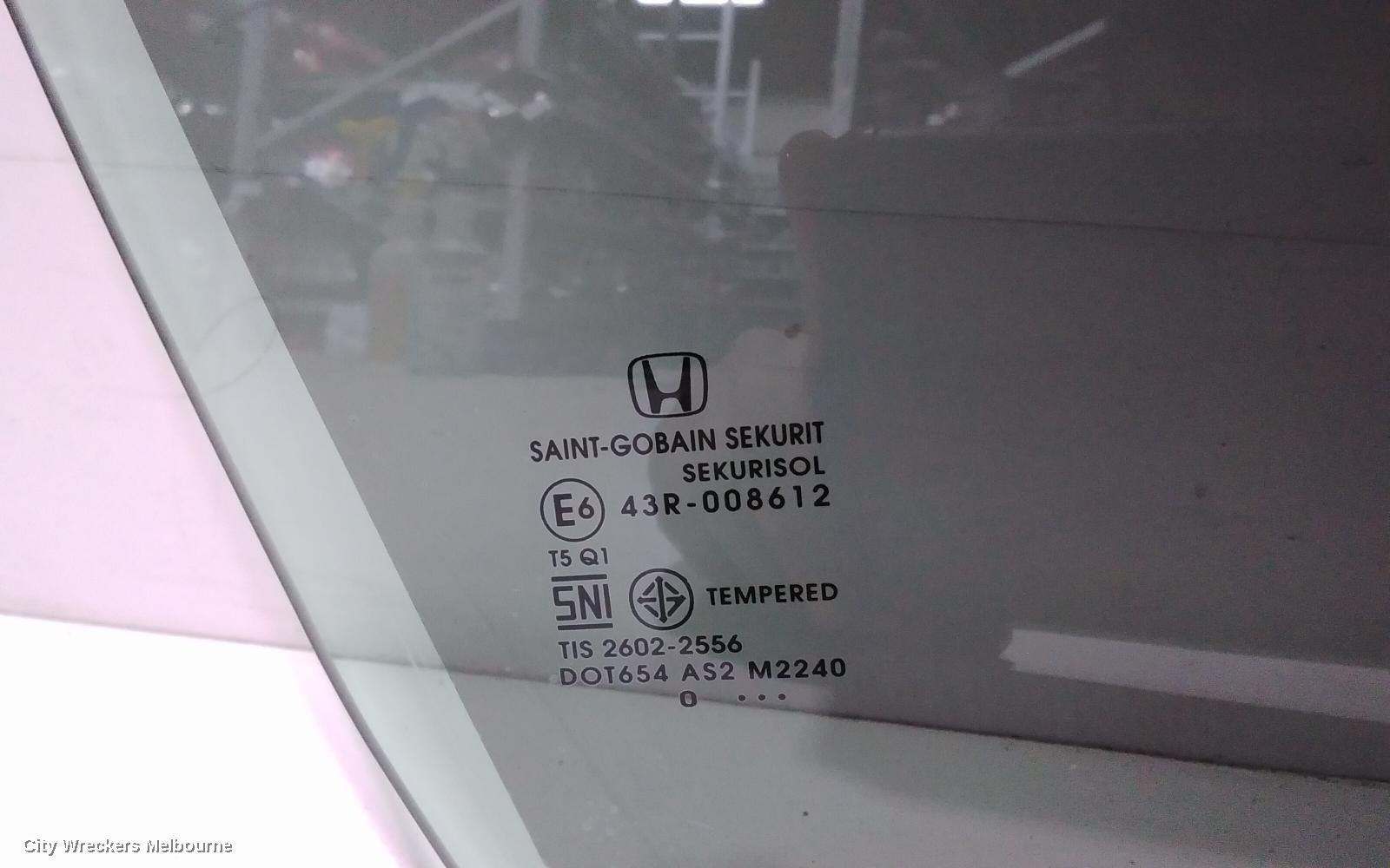 HONDA JAZZ RIGHT FRONT DOOR WINDOW, GK/GF, 07/2014 - 12/2020 - Image 3
