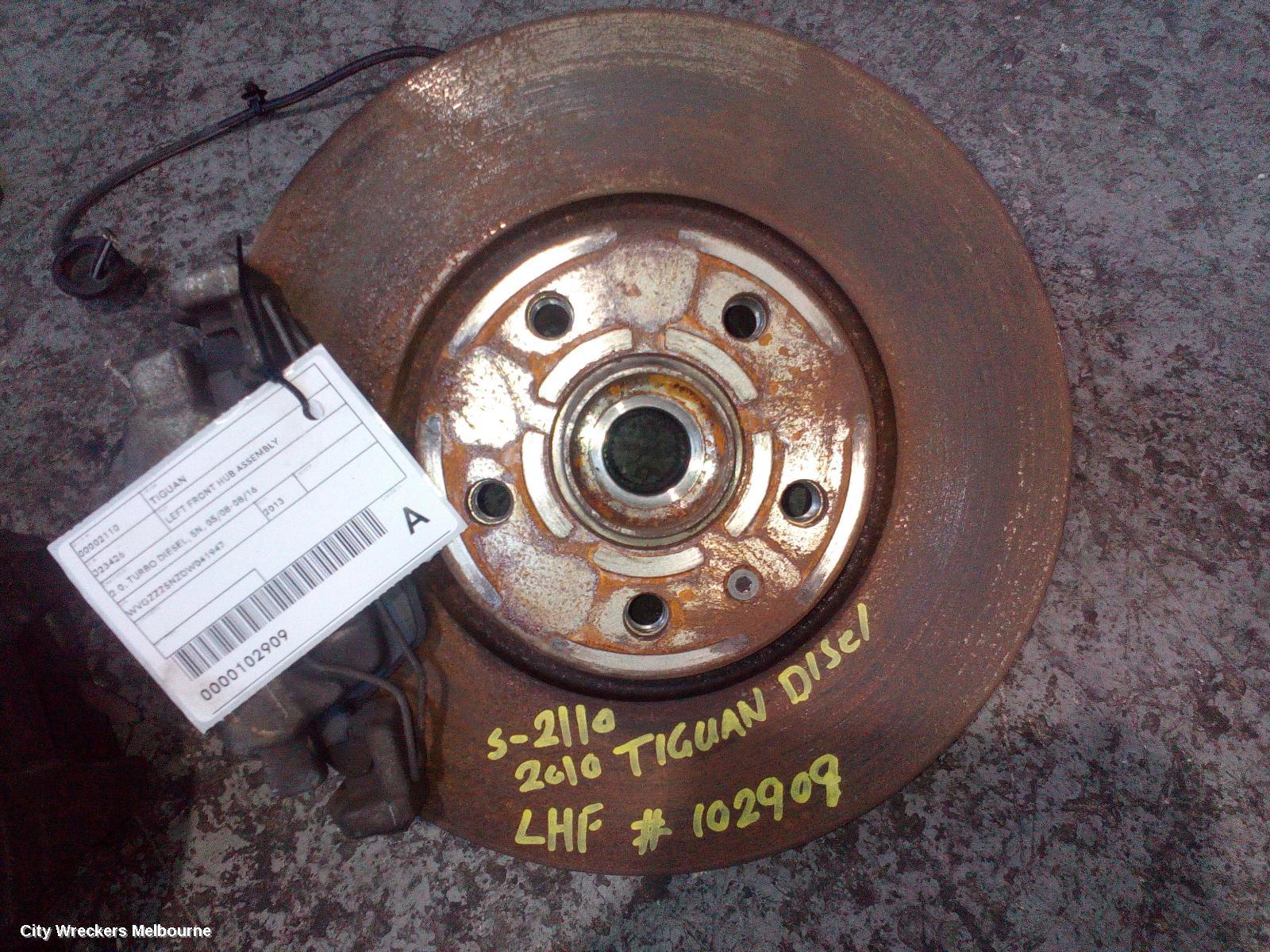 VOLKSWAGEN TIGUAN LEFT FRONT HUB ASSEMBLY, 2.0, TURBO DIESEL, 5N, 05/2008 - 08/2016 - Image 2