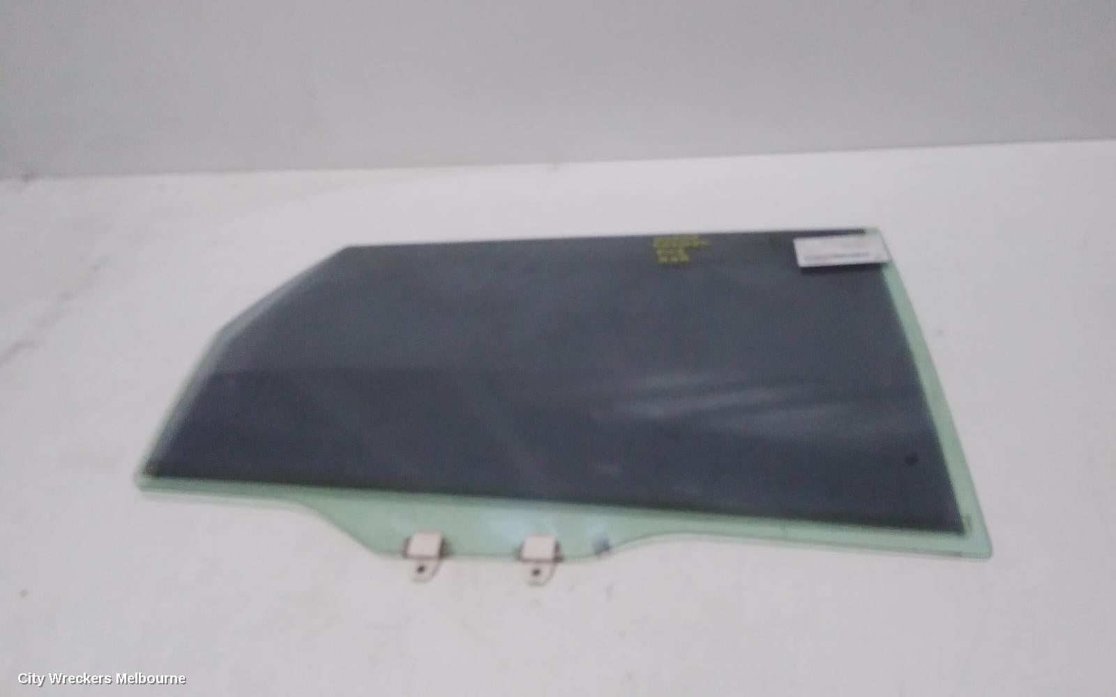 HONDA ODYSSEY RIGHT REAR DOOR WINDOW, RA, 04/2000 - 06/2004 - Image 2