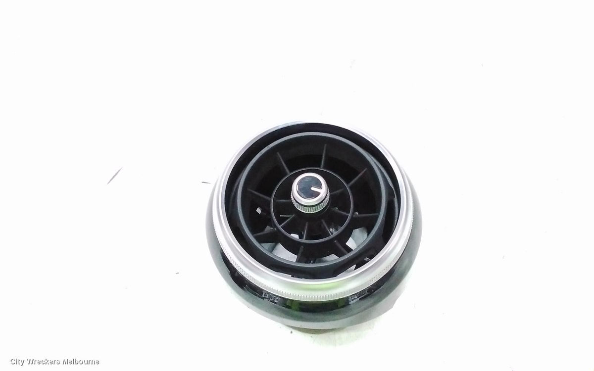 MG ZS TRIM PANEL, AZS1, 09/2017 - 06/2025 - Image 1