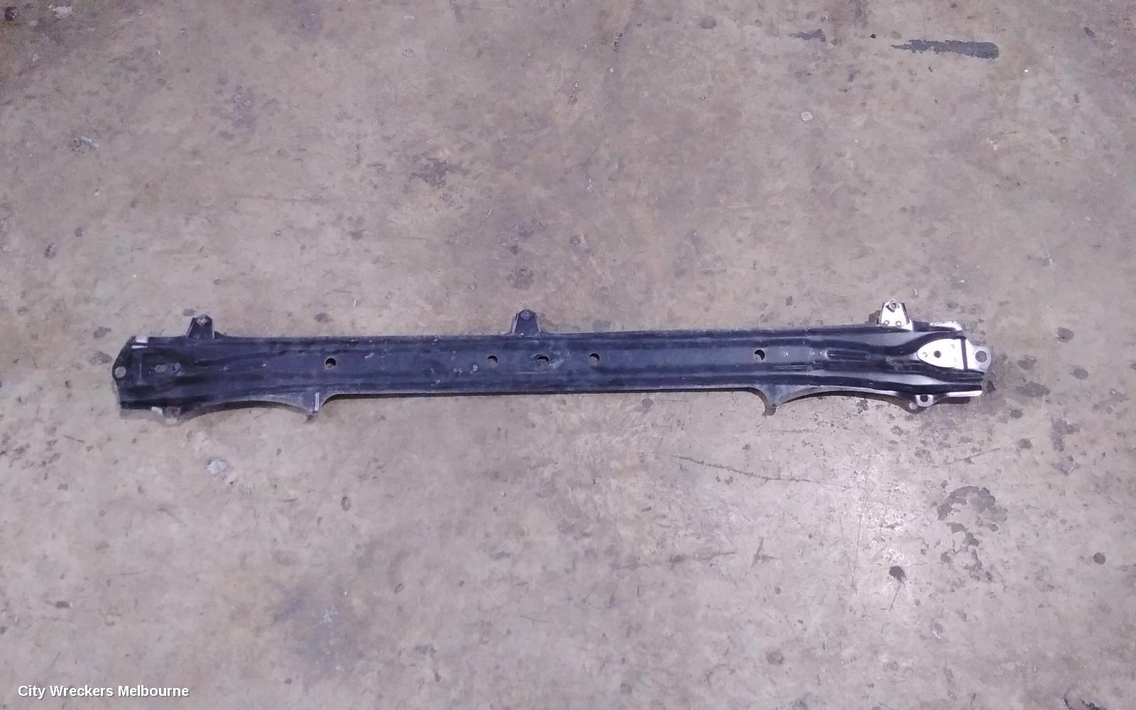 TOYOTA HIACE F/BAR REINFORC/BRACK, UPPER REINFORCEMENT, TRH/KDH, SLWB, 03/2005 - 03/2014 - Image 3