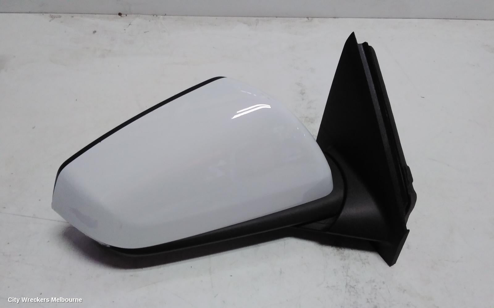 HOLDEN EQUINOX RIGHT DOOR MIRROR, EQ, POWER FOLDING, NON CAMERA TYPE, 09/2017 - 12/2020 - Image 2