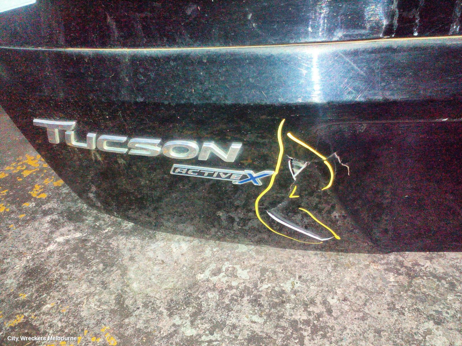 HYUNDAI TUCSON BOOTLID/TAILGATE, TAILGATE, TL, KOREAN BUILT (VIN KMHJ), NON POWER OPERATED TYPE, 07/2015 - 06/2018 - Image 3
