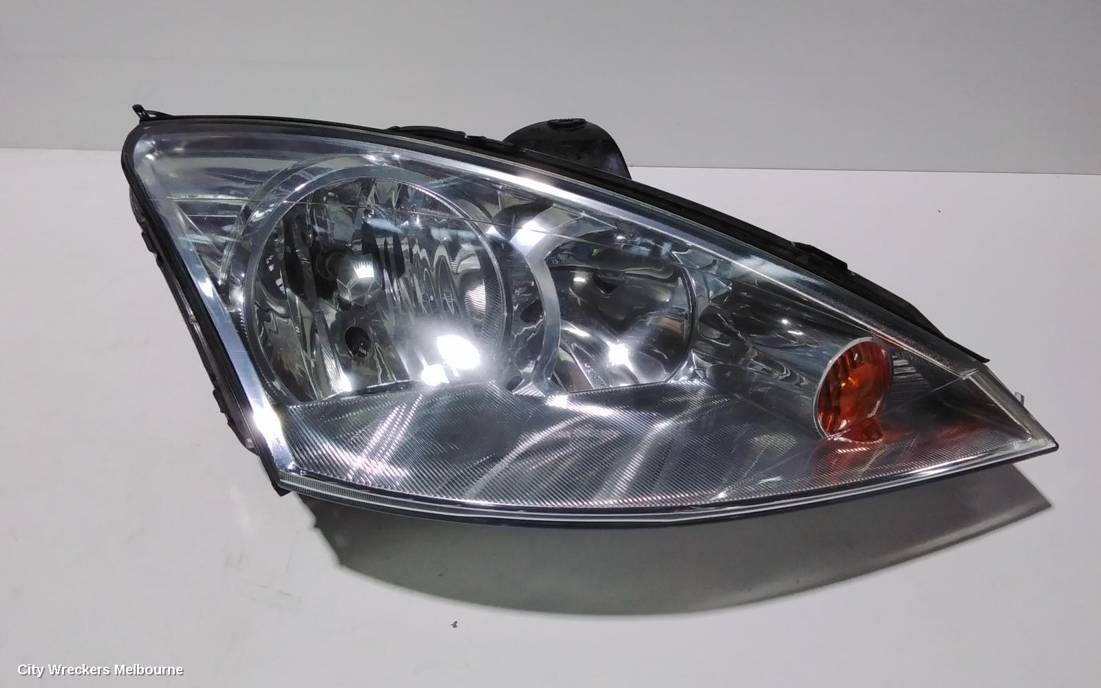 FORD FOCUS RIGHT HEADLAMP, LR, ST170, 01/2001 - 06/2005 - Image 1