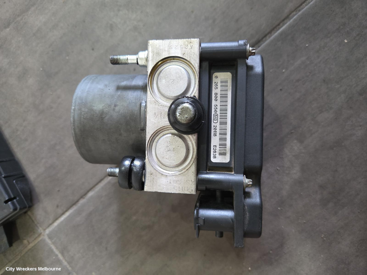 TOYOTA ESTIMA ABS PUMP/MODULATOR, XR50, P/N 4451028140, 05-19 - Image 1