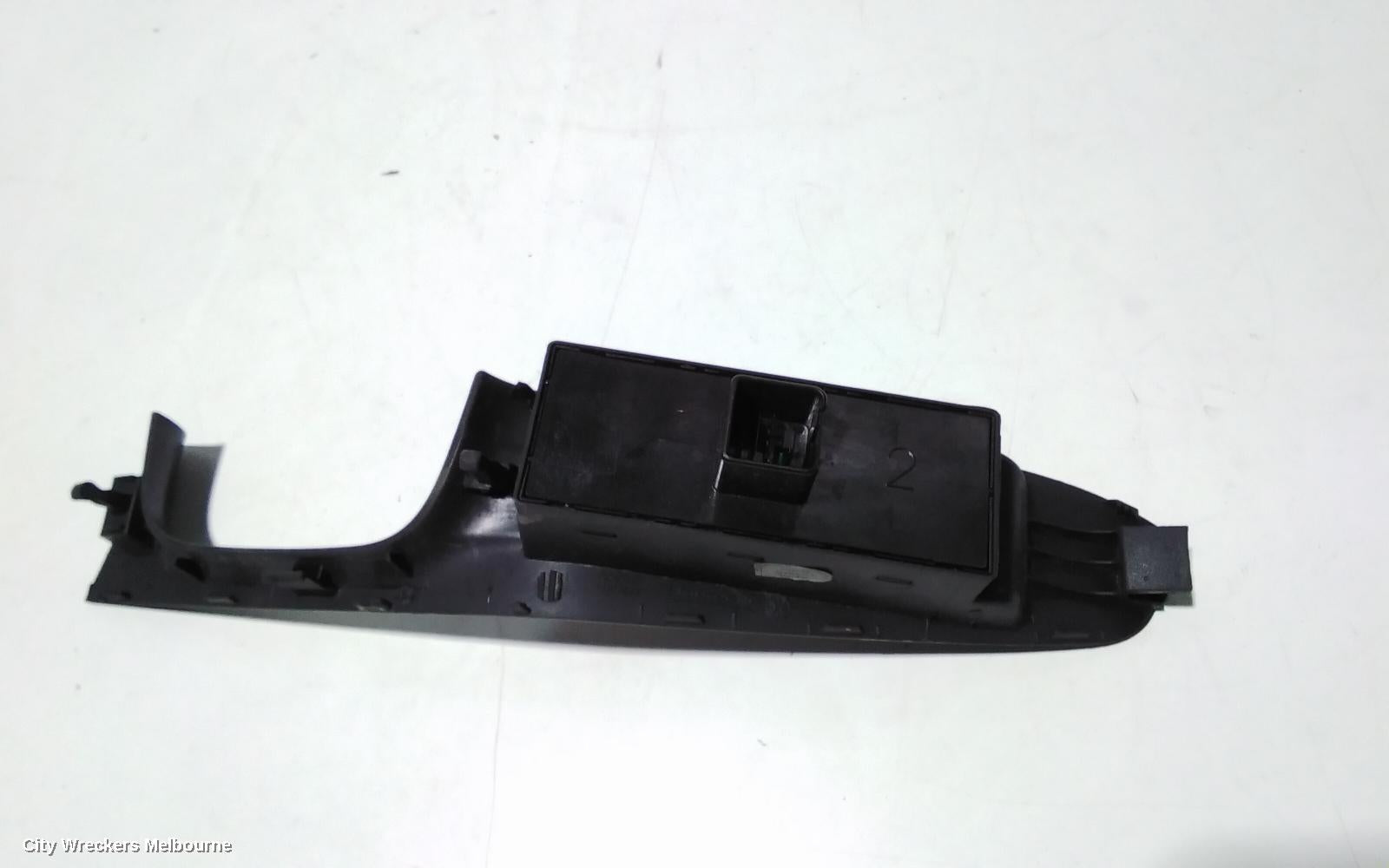 VOLKSWAGEN JETTA PWR DR WIND SWITCH, RH FRONT (MASTER SWITCH), 1B, 02/2011 - 12/2017 - Image 3