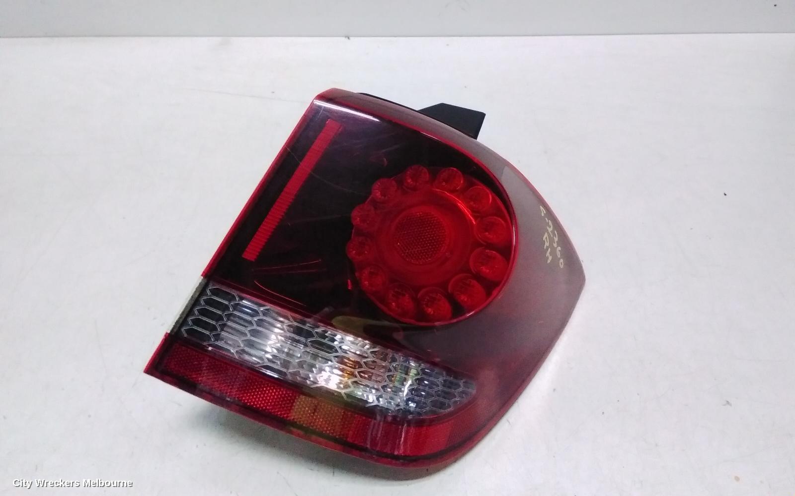 FIAT FREEMONT RIGHT TAILLIGHT, JF, CROSSROAD TYPE, 04/2013 - 01/2017 - Image 2