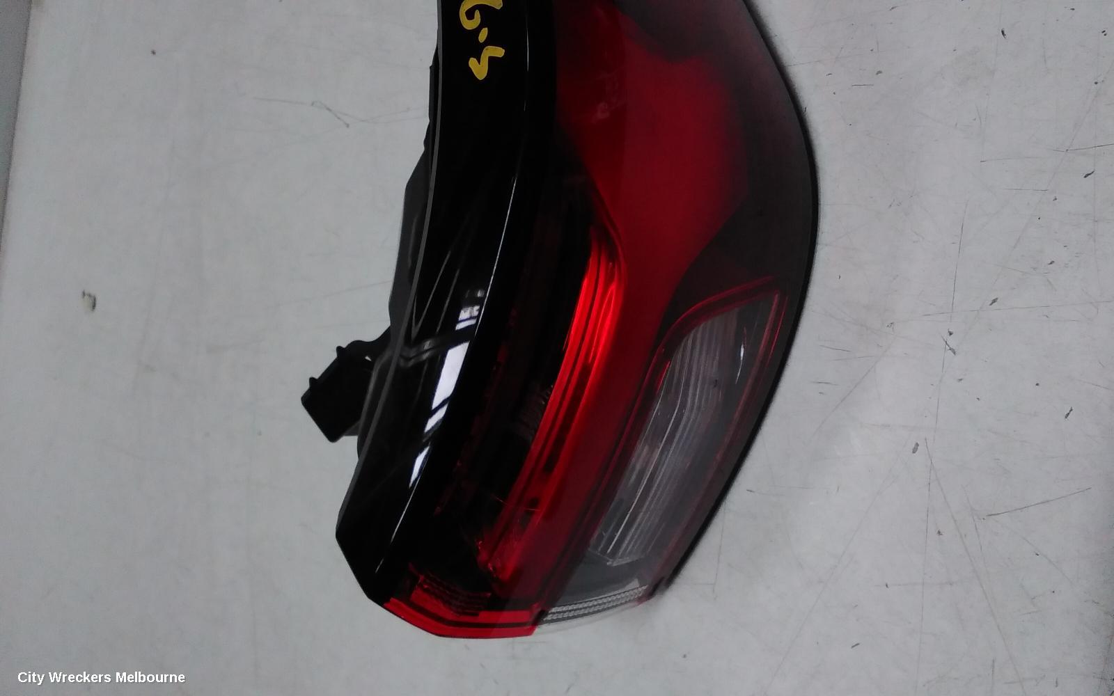 MITSUBISHI OUTLANDER RIGHT TAILLIGHT, ZM, IN BODY, W/ LED TYPE, 08/2021 - 04/2025 - Image 2