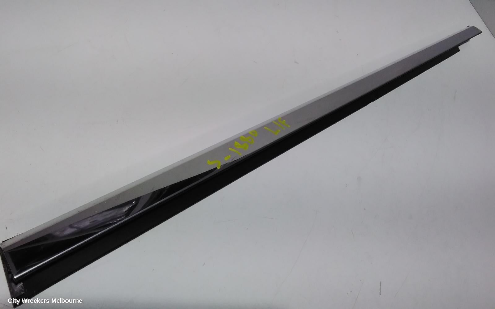 JEEP GRANDCHEROKEE DOOR MOULD, LHF CHROME MOULD: 90163, WK, 10/2010 - 02/2022 - Image 1