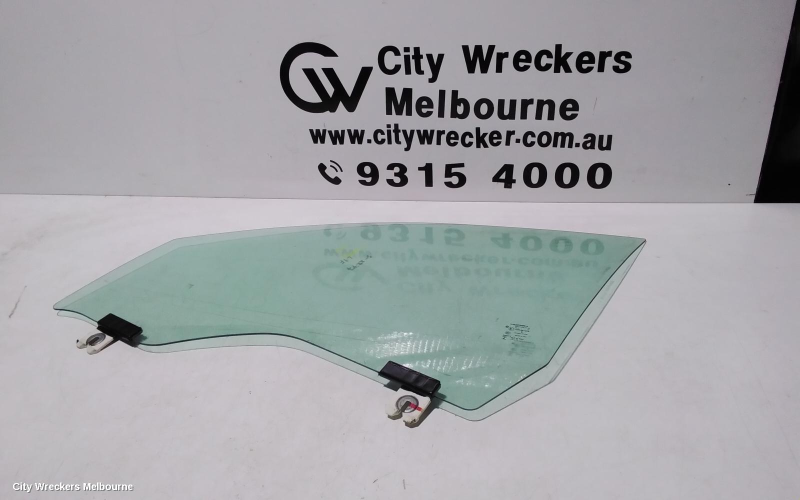 JEEP CHEROKEE LEFT FRONT DOOR WINDOW, KL, TINTED TYPE, 02/2014 - 11/2022 - Image 1
