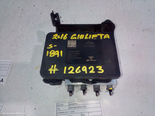167645 - Image 1