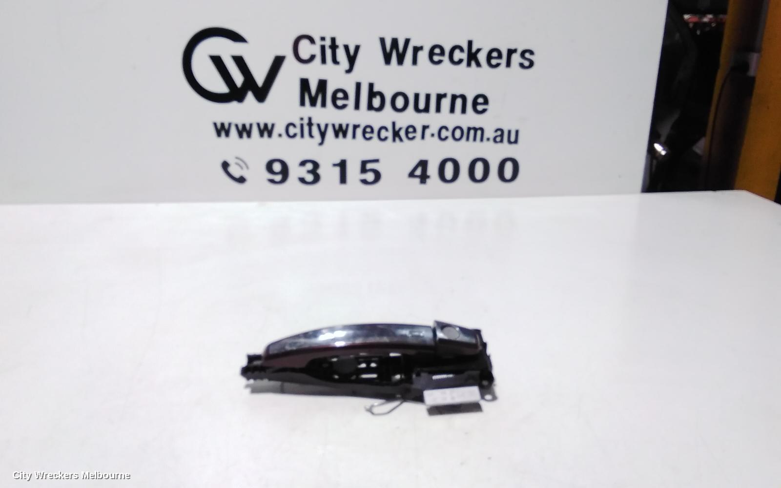 HOLDEN MALIBU DOOR HANDLE, INNER, RH FRONT, V300, 04/2013 - 12/2017 - Image 1