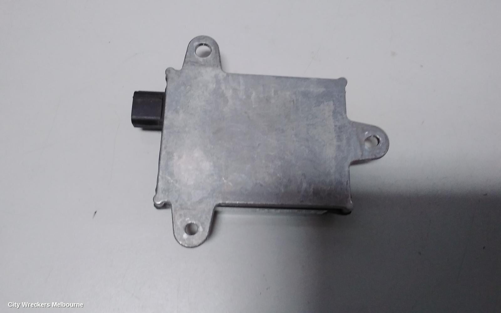 TOYOTA KLUGER, XU50 SERIES, 03/2014 - 02/2021, BLIND SPOT MODULE RHR: 64542 - Image 2