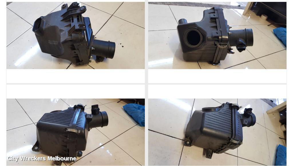 MITSUBISHI 380 AIR CLEANER/BOX, AIR CLEANER, DB, 3.8, 6G75, 09/2005 - 03/2008 - Image 2