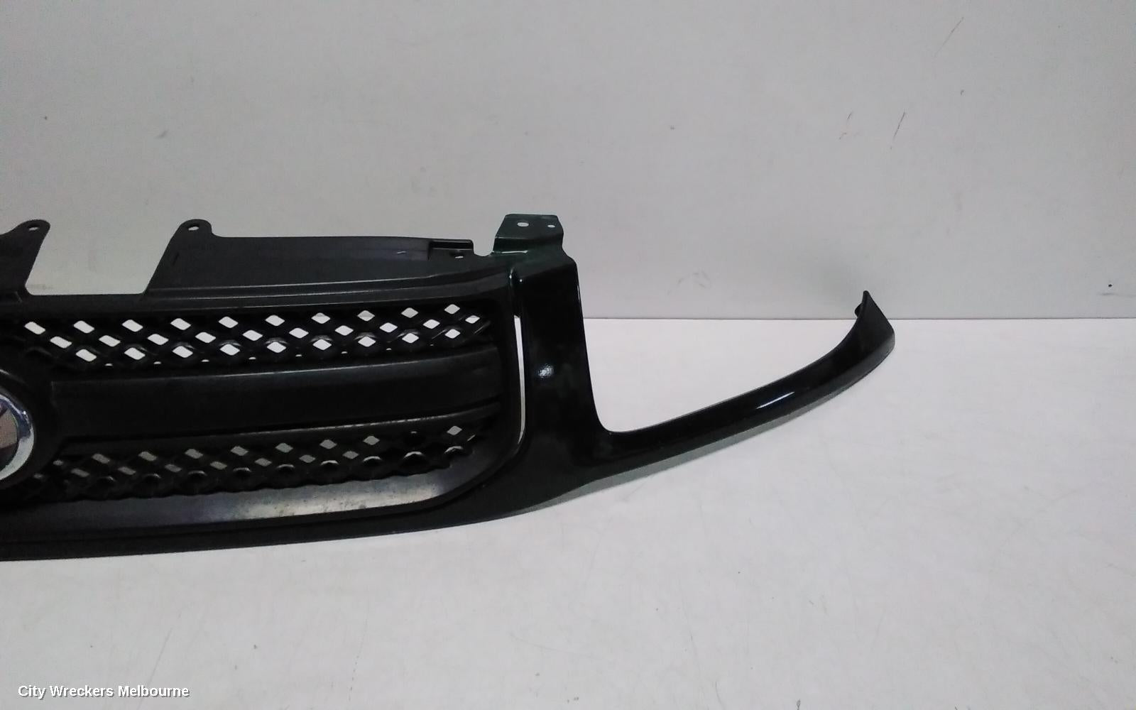 TOYOTA RAV4 GRILLE, RADIATOR GRILLE, ACA2#R, 07/2003 - 10/2005 - Image 2