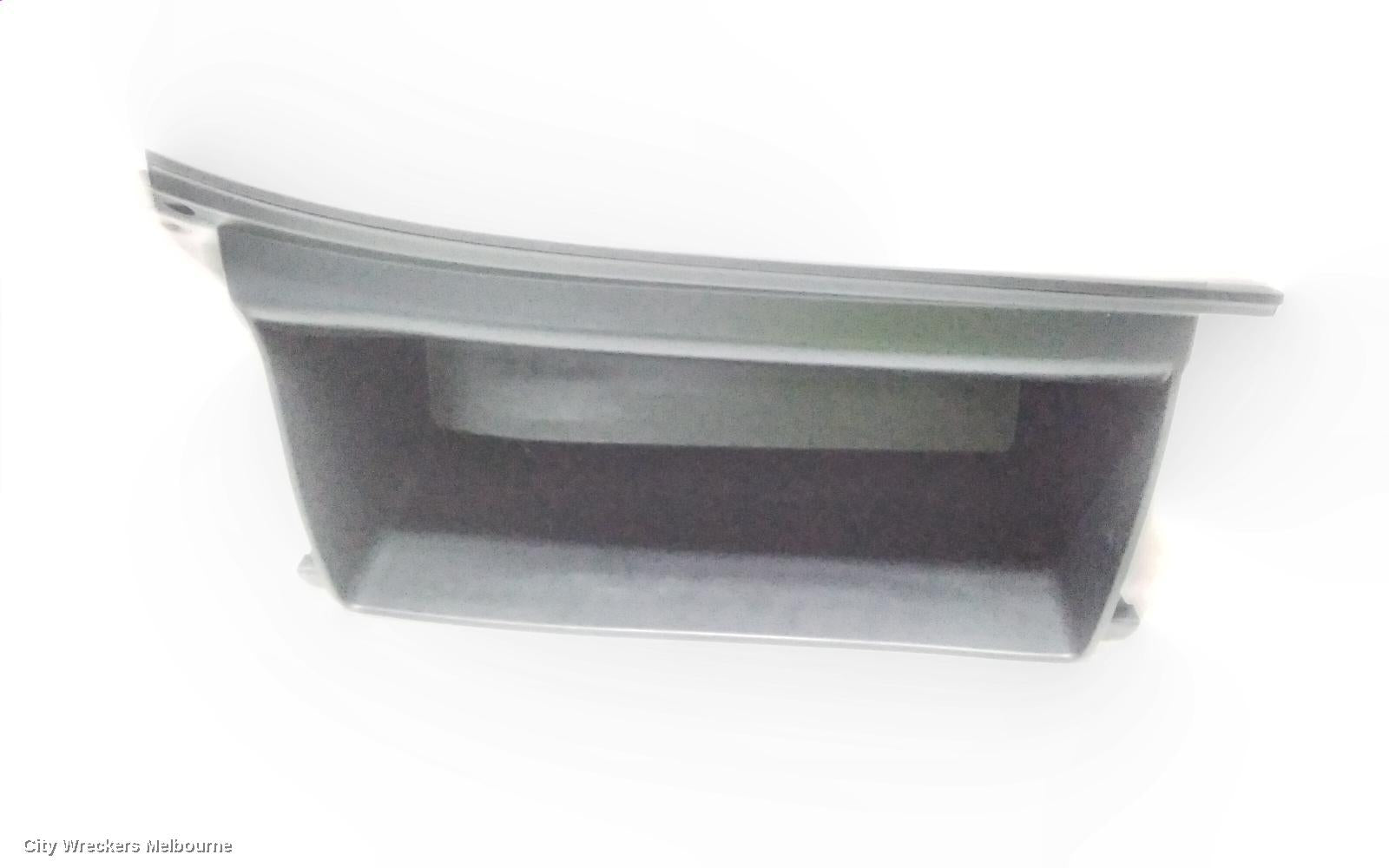TOYOTA KLUGER GLOVE BOX, XU50 SERIES, 03/2014 - 02/2021 - Image 3