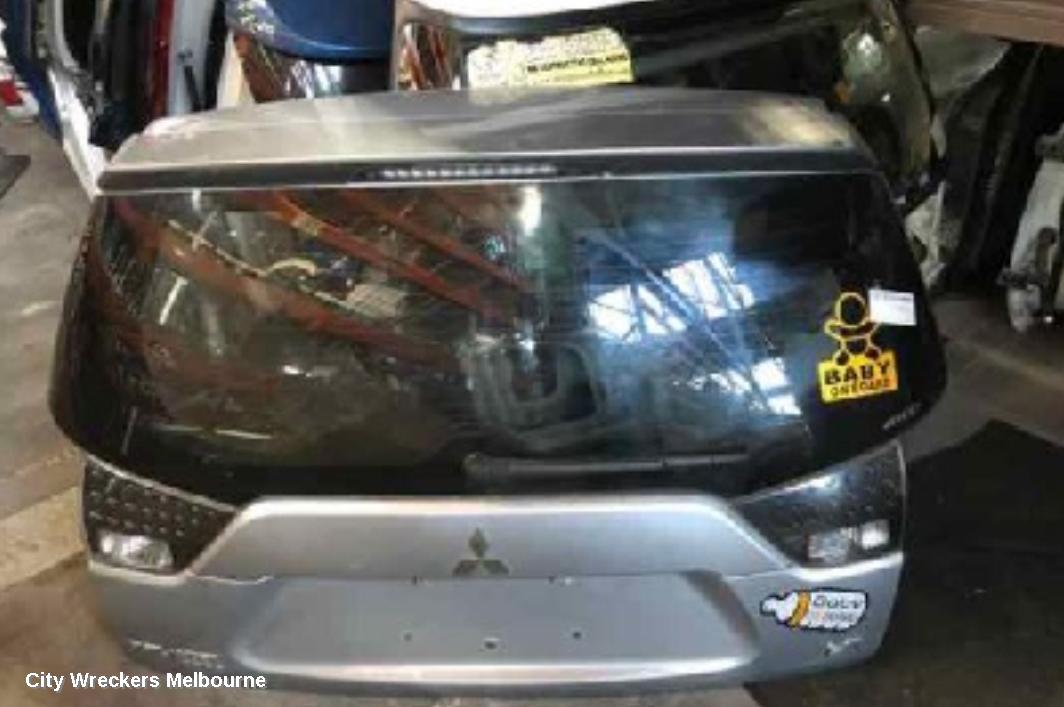 MITSUBISHI OUTLANDER BOOTLID/TAILGATE, TAILGATE, ZG-ZH, UPPER, W/ CAMERA TYPE, 11/2006 - 10/2012 - Image 1