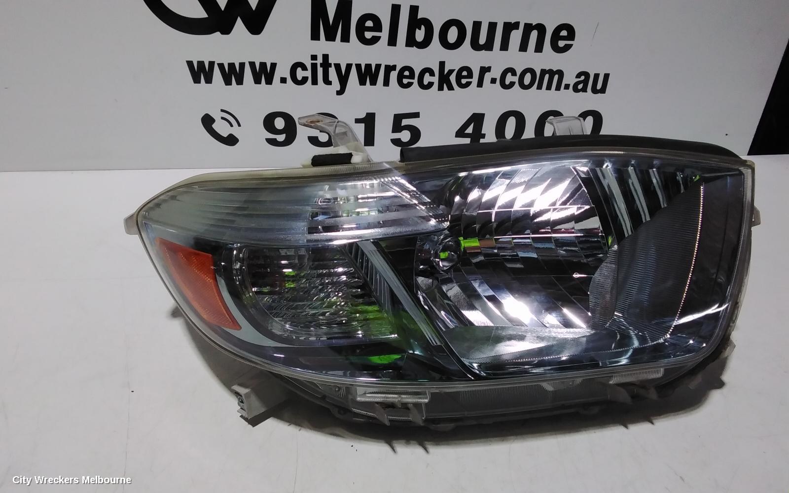 TOYOTA KLUGER RIGHT HEADLAMP, GSU40-GSU45, SMOKED LENS TYPE, 05/2007 - 09/2010 - Image 3