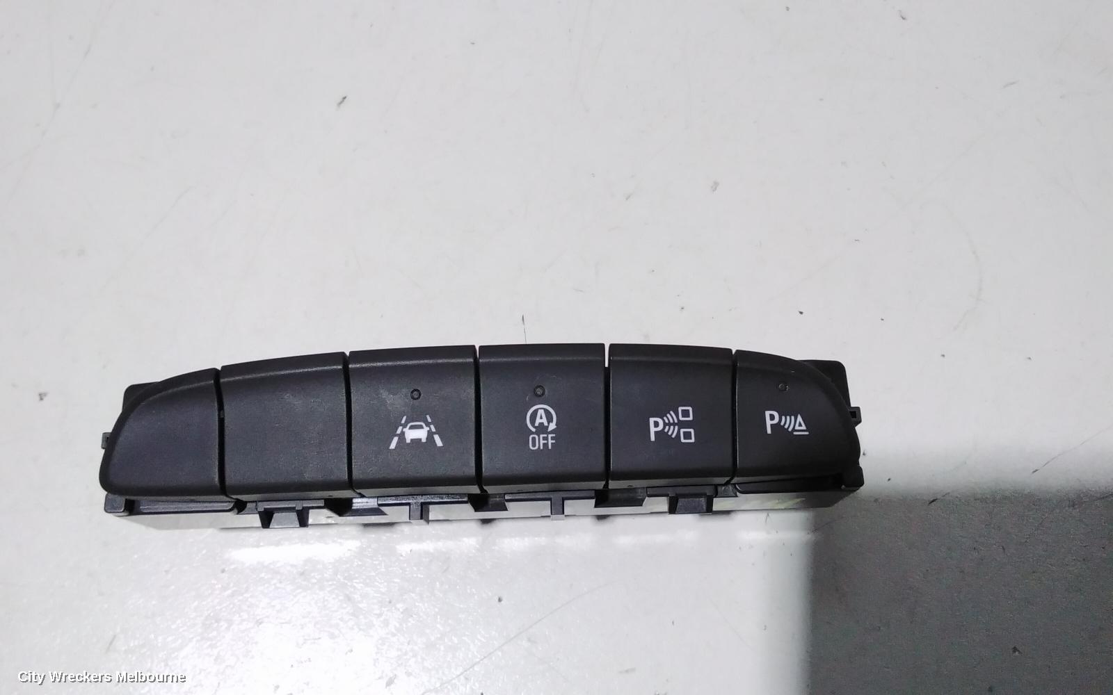 HOLDEN COMMODORE, ZB, 10/2017 - 12/2020, PART NO  544652613  SWITCH  REFER TO PHOTOS: 84335 - Image 1