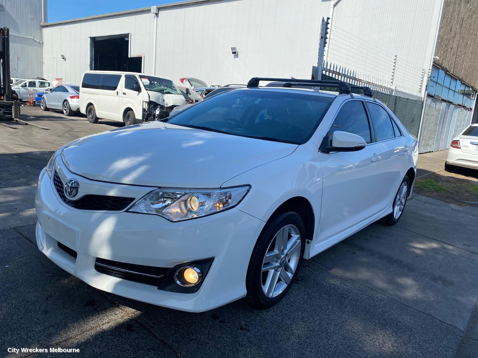 TOYOTA CAMRY RIGHT REAR DOOR, ASV50/AVV50, 12/2011 - 03/2015 - Image 1