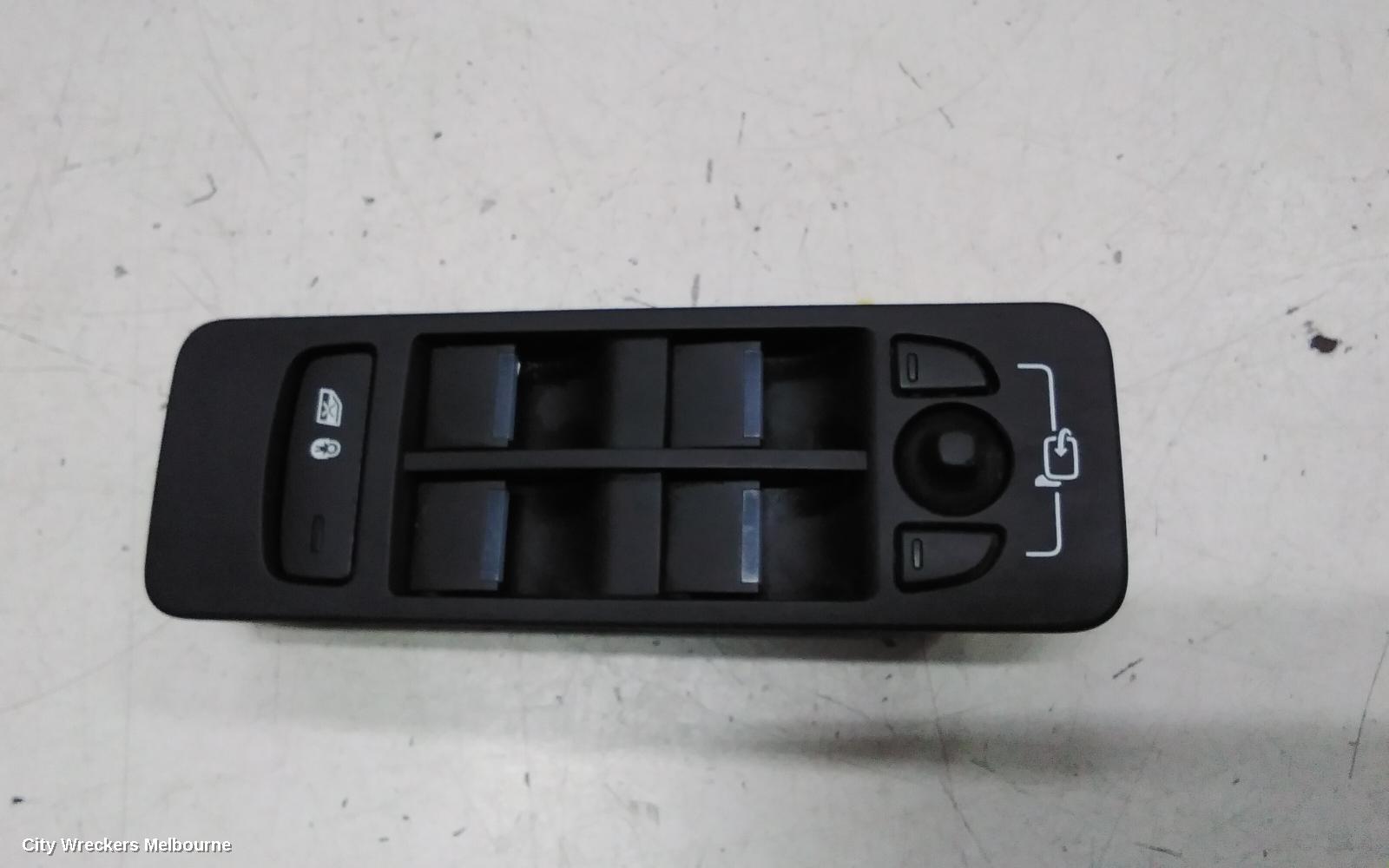 LAND ROVER DISCOVERY SPORT PWR DR WIND SWITCH, RH FRONT (MASTER SWITCH), L550, 01/2015 ONWARDS - Image 1