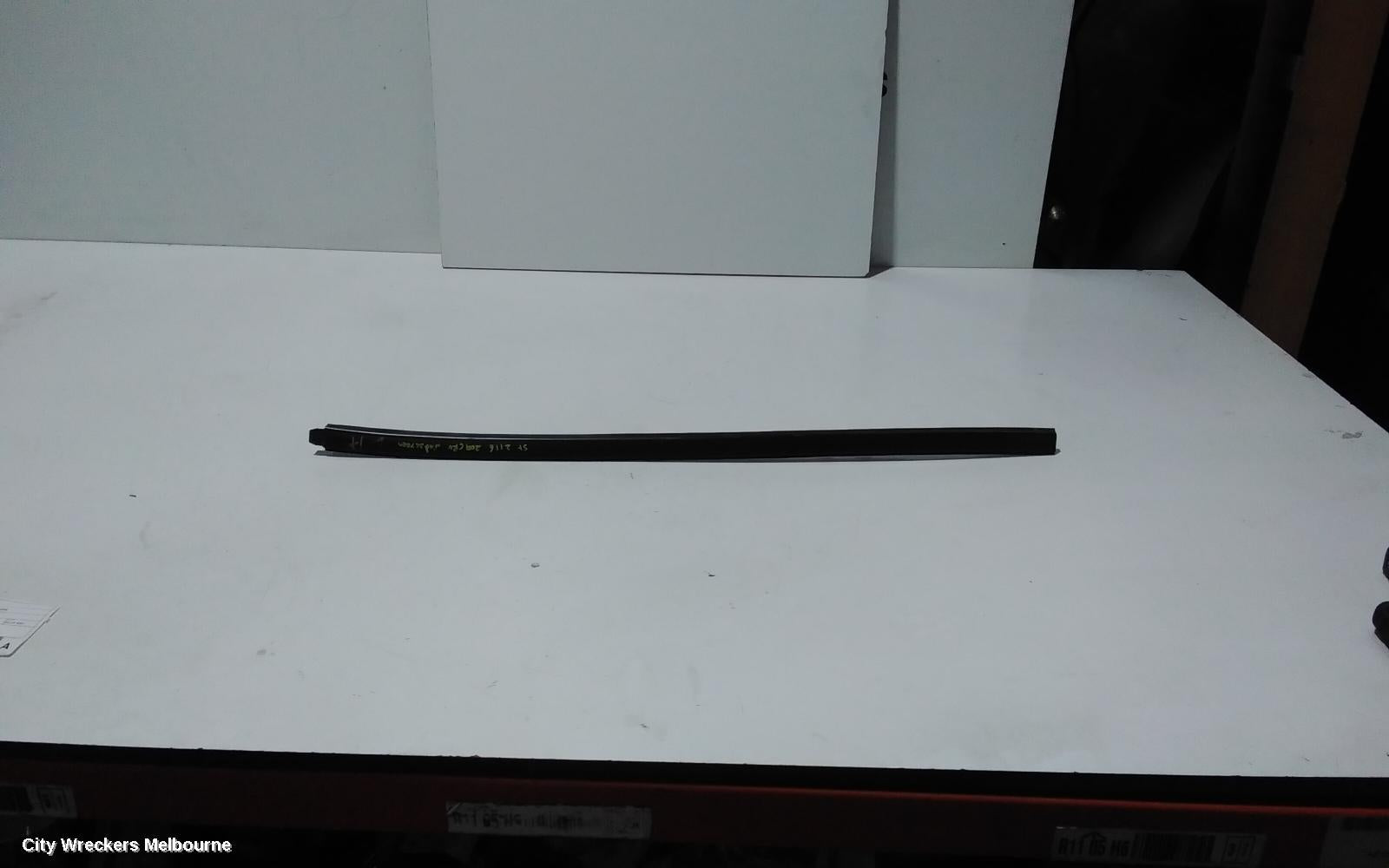 HONDA CRV WINDSHIELD FRAME, RW, 05/2017 - 08/2023 - Image 2