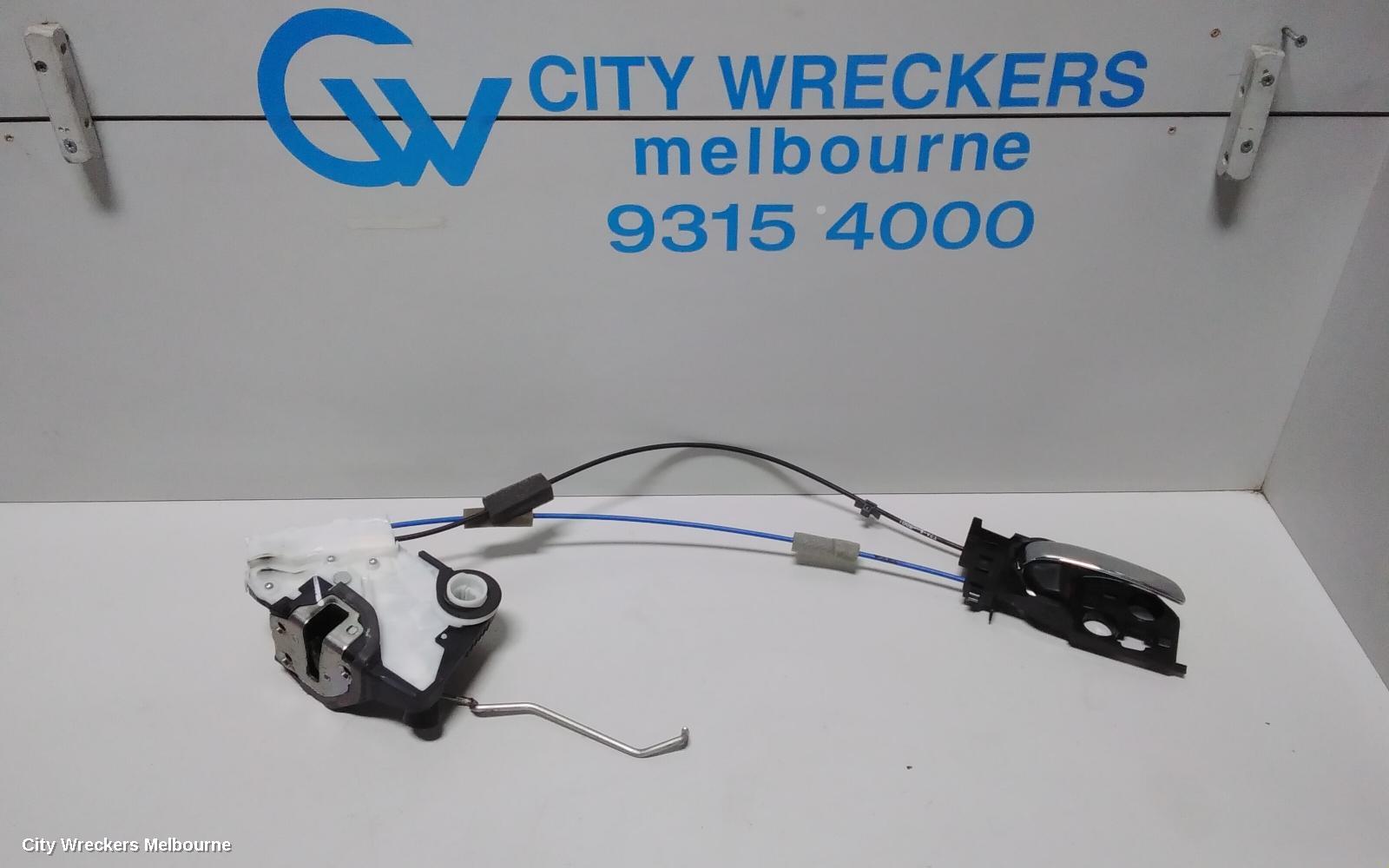 HONDA HRV DOOR/BOOT/GATE LOCK, RIGHT FRONT DOOR LOCK, RU5, 12/2014 ONWARDS - Image 2