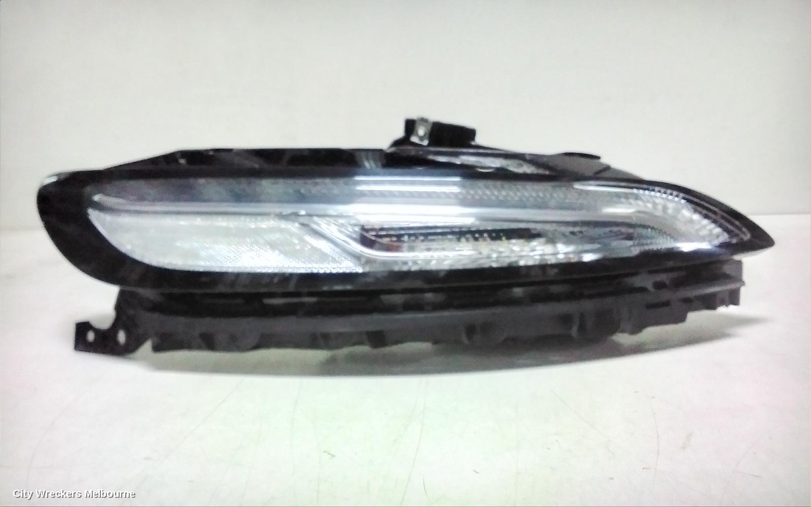 JEEP CHEROKEE RIGHT INDICATOR/FOG/SIDE, DAYTIME RUNNING LAMP, KL, 02/2014 - 03/2018 - Image 2
