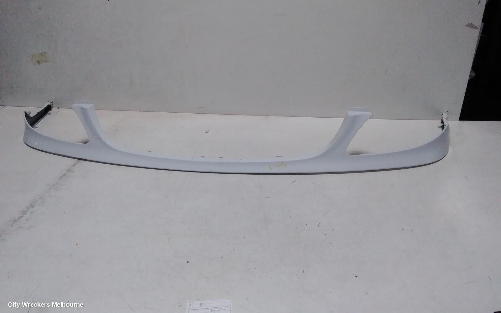 MERCEDES VITO GRILLE, 639, RADIATOR GRILLE, BLACK, W/ CHROME EMBLEM, 04/2004 - 01/2011 - Image 2