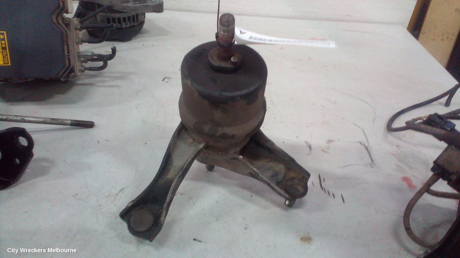 LEXUS RX SERIES MOUNT, GSU3/MHU3#, 03/2006 - 11/2008 - Image 2
