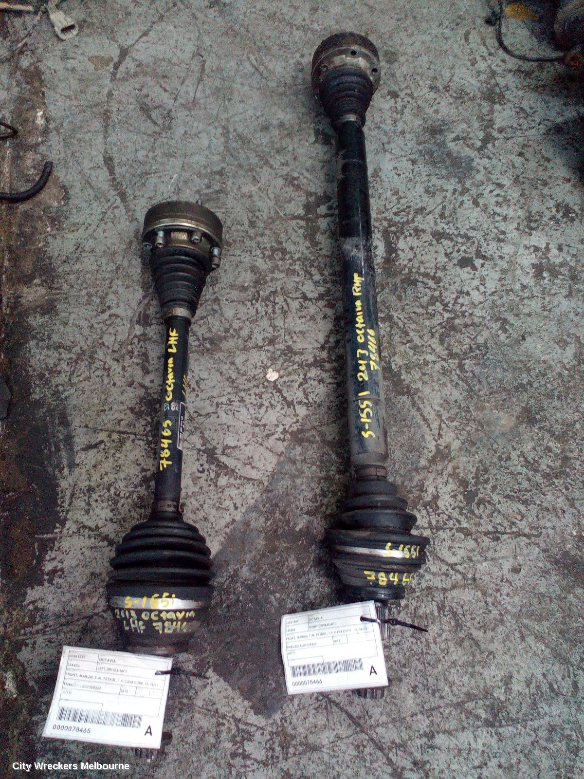 SKODA OCTAVIA LEFT DRIVESHAFT, FRONT, MANUAL T/M, PETROL, 1.4, CAXA CODE, 1Z, 08/2010 - 10/2013 - Image 3