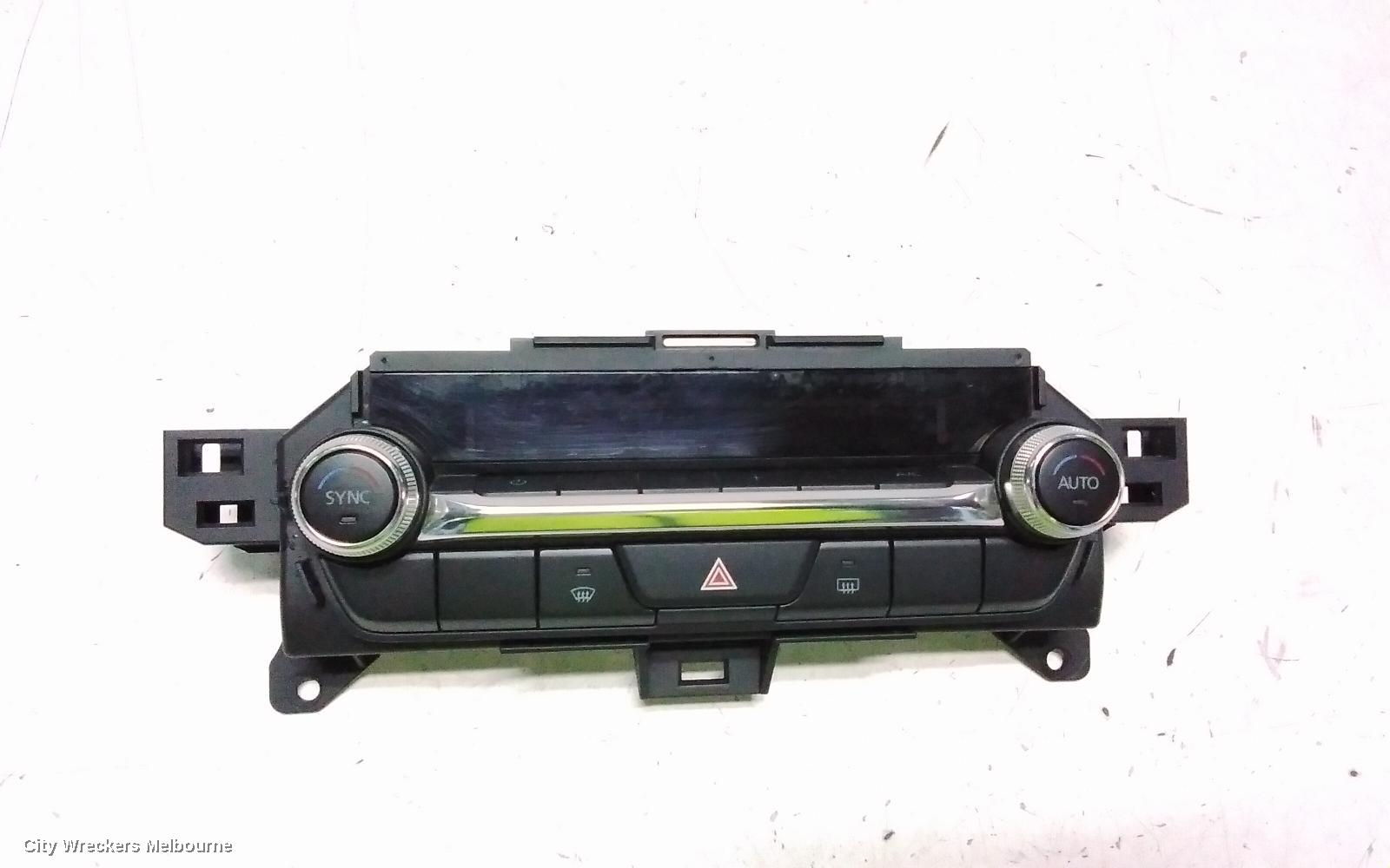 MAZDA 3 HEATER/AC CONTROLS, DUAL ZONE CLIMATE TYPE, BP, 03/2019 ONWARDS - Image 1