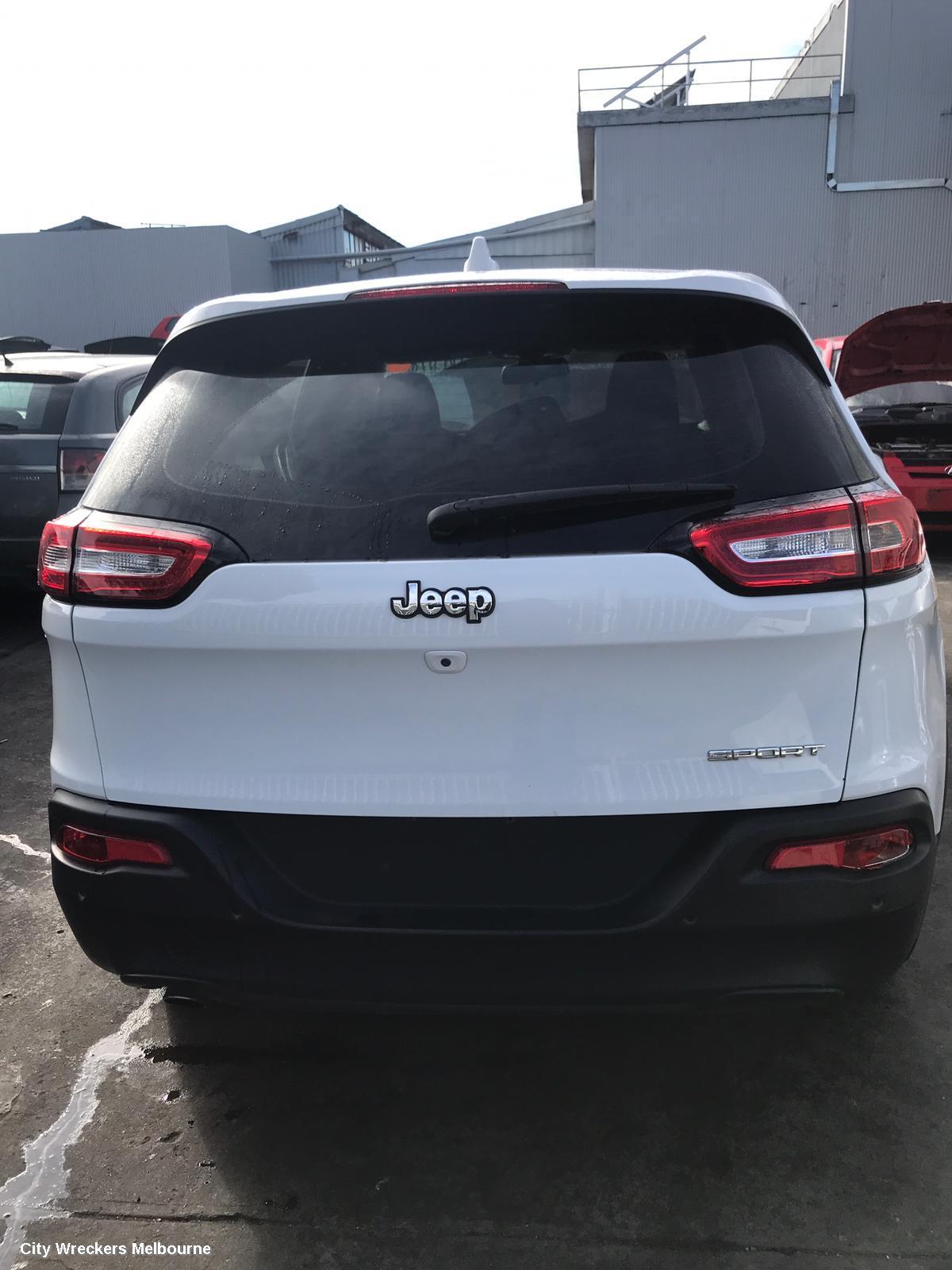 JEEP CHEROKEE LEFT DRIVESHAFT, FRONT, PETROL, 2.4, KL, 02/2014 ONWARDS - Image 2