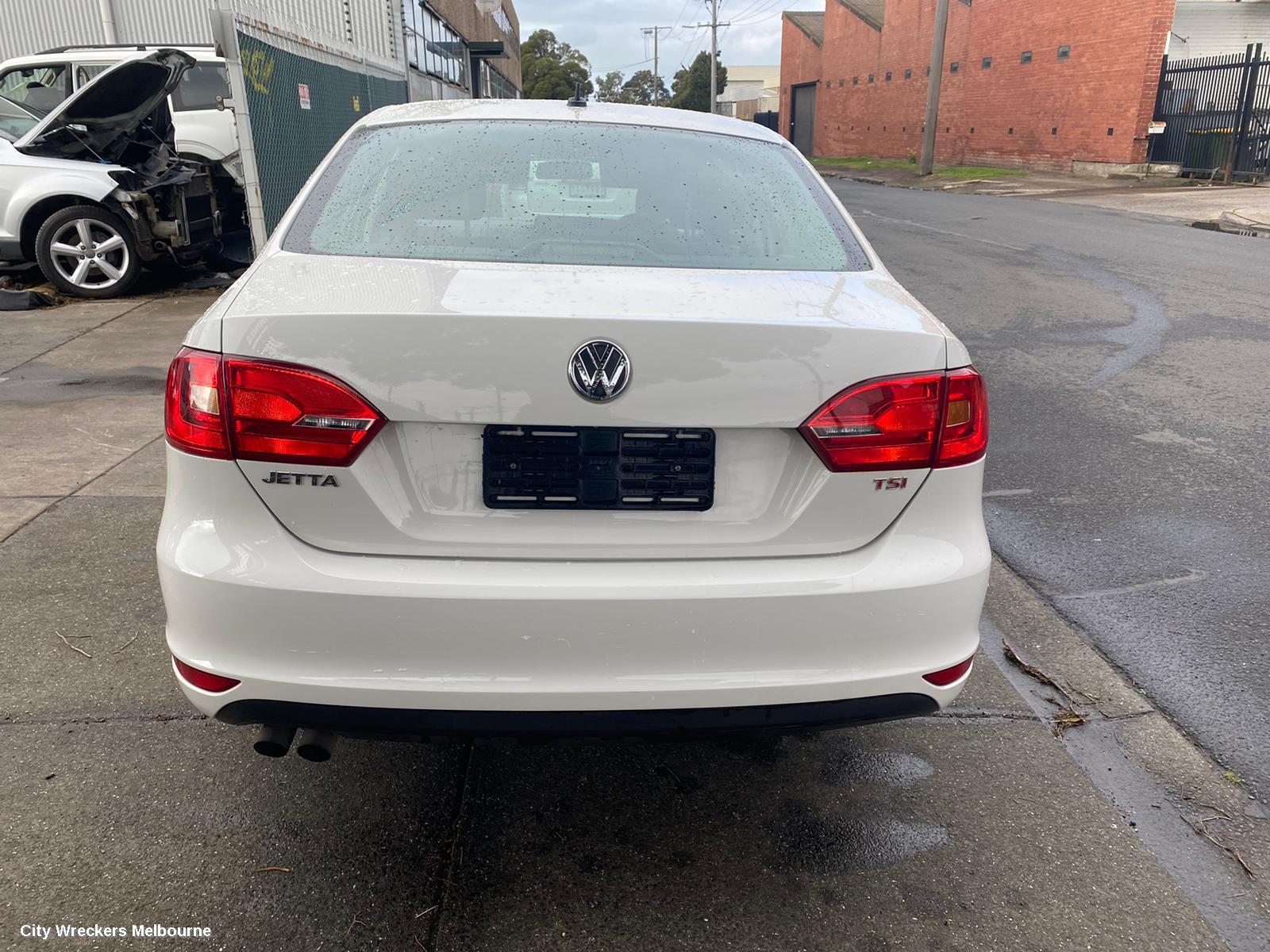 VOLKSWAGEN JETTA LEFT REAR DOOR/SLIDING, 1B, 02/2011 - 12/2017 - Image 1