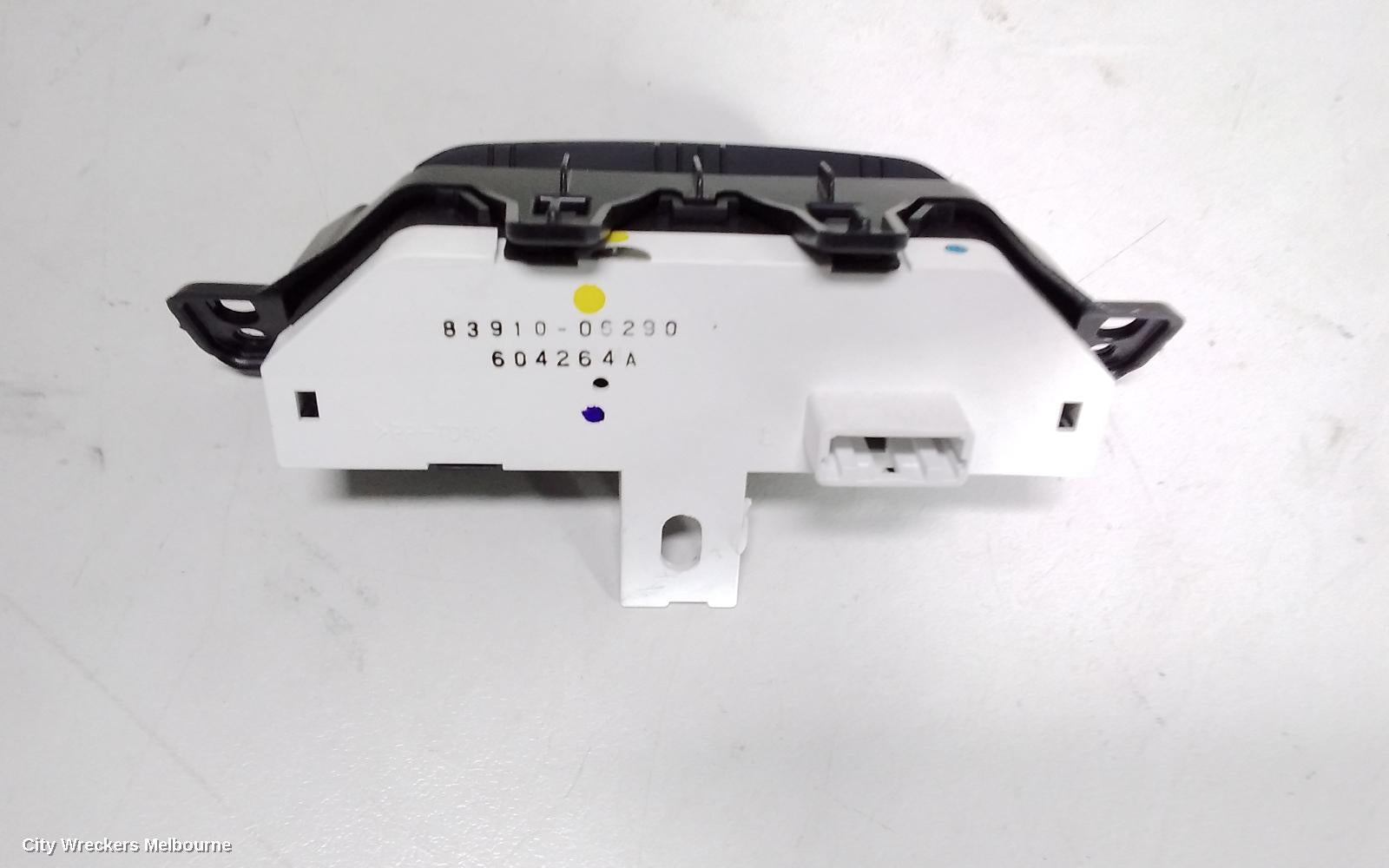 TOYOTA CAMRY CLOCK, XV50, 05/2015 - 10/2017 - Image 3