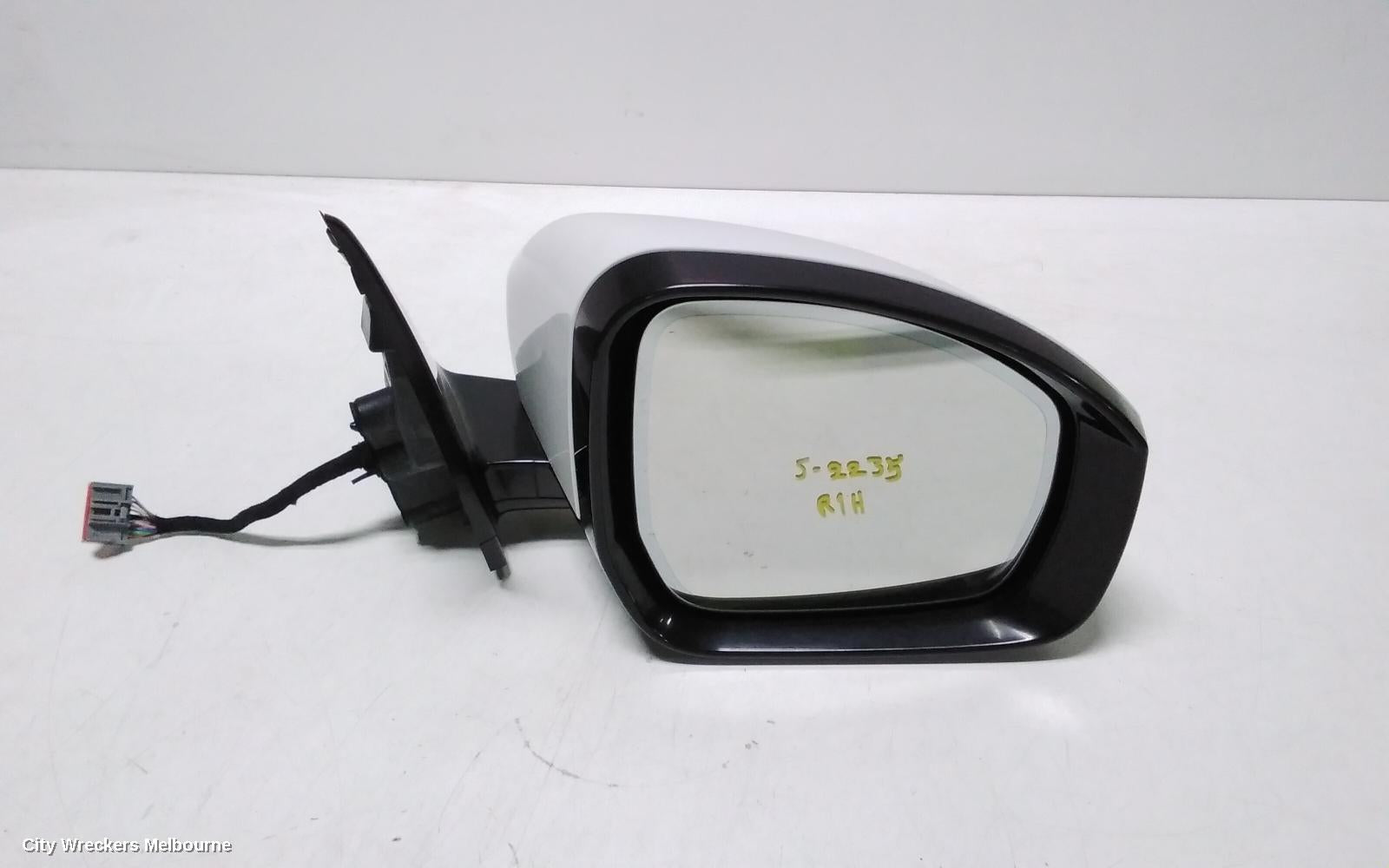 LAND ROVER RANGEROVER SPORT RIGHT DOOR MIRROR, L494, POWER, FOLDING TYPE, AUTOBIOGRAPHY/HSE, 06/2013 ONWARDS - Image 1