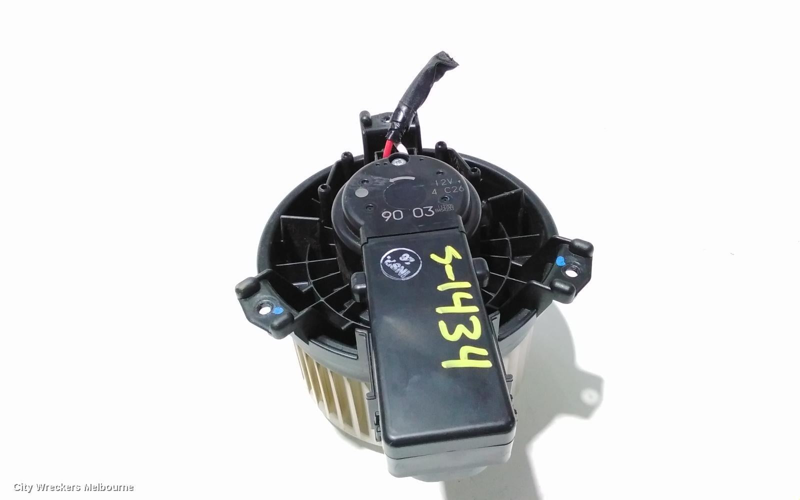 TOYOTA HILUX HEATER FAN MOTOR, 09/2015 ONWARDS - Image 2