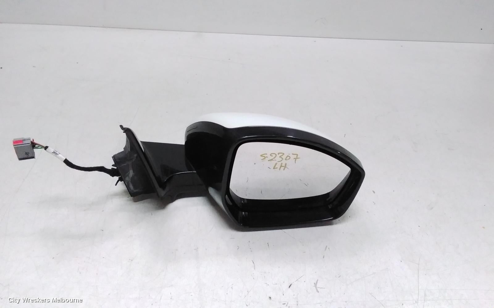 LAND ROVER RANGEROVER EVOQUE RIGHT DOOR MIRROR, L538, NON MEMORY, NON FLASHER TYPE, 01/2014 - 08/2015 - Image 1
