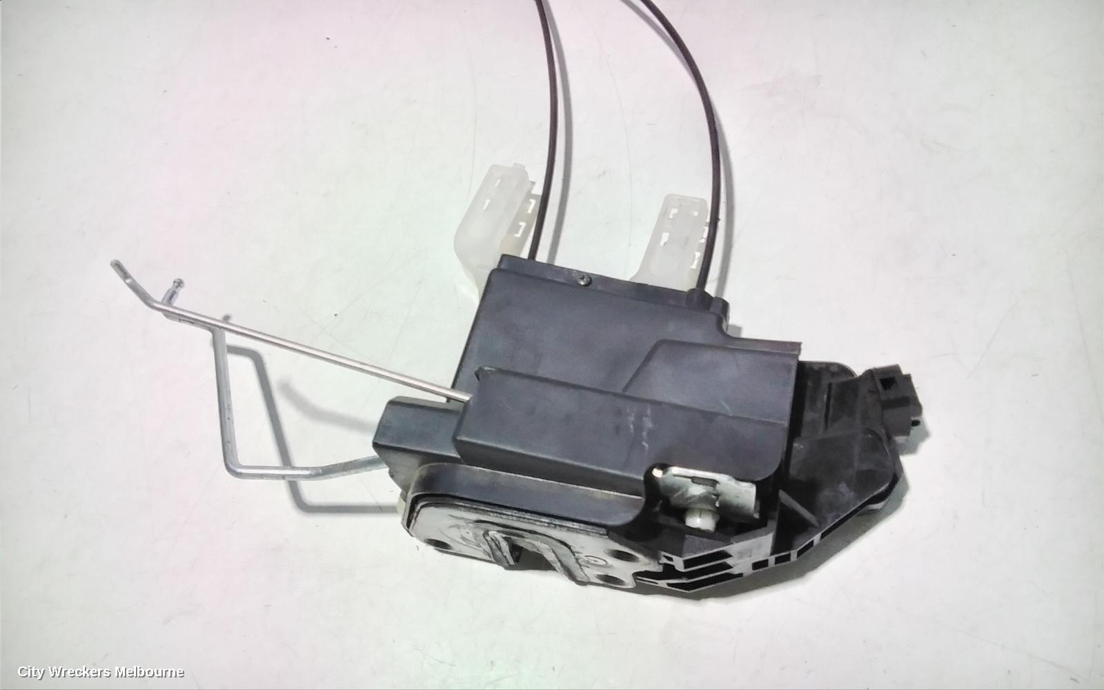 HYUNDAI TUCSON DOOR/BOOT/GATE LOCK, RIGHT FRONT DOOR LOCK, 08/2004 - 01/2010 - Image 3