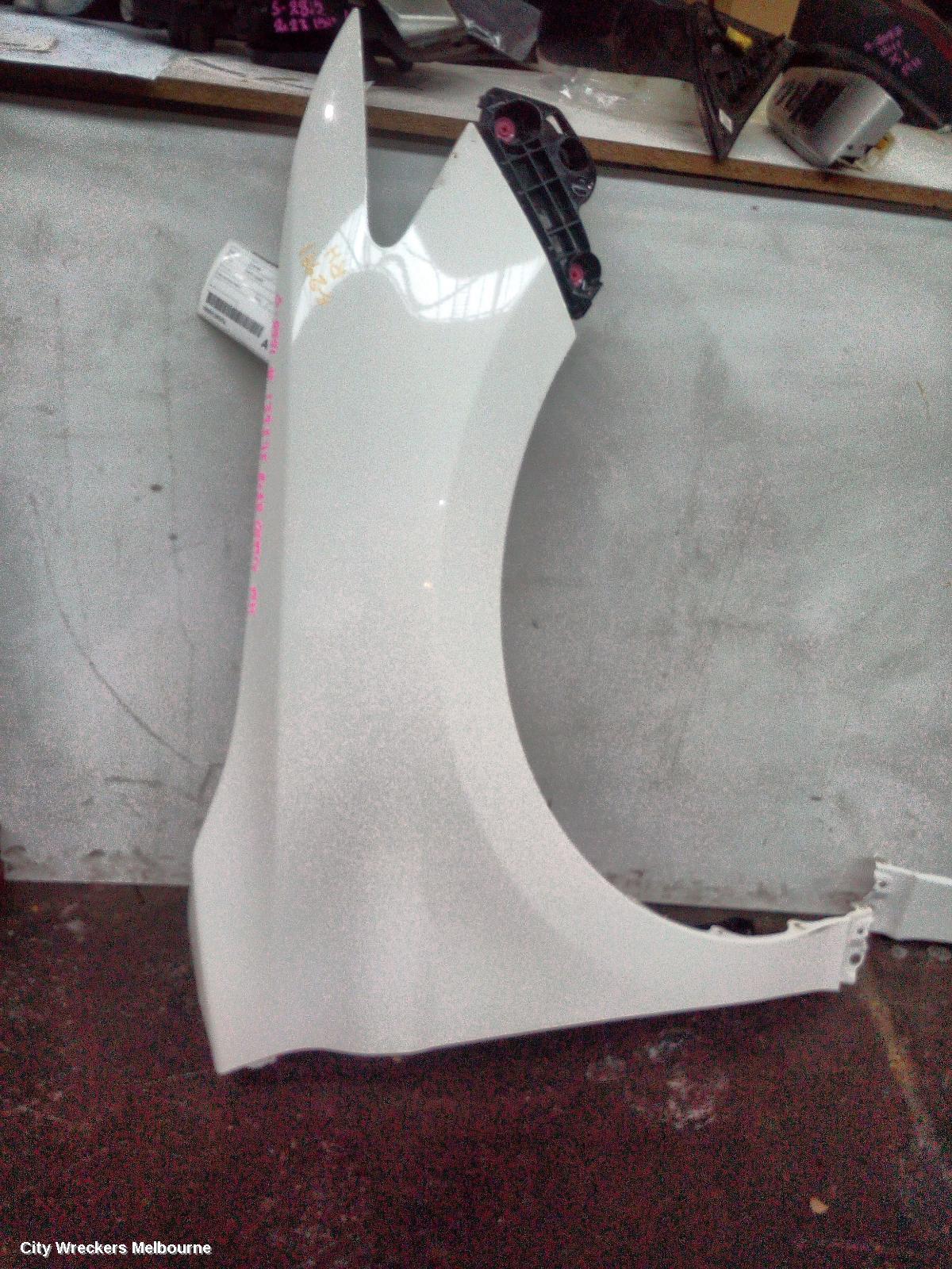 TOYOTA CAMRY RIGHT GUARD, XV70, 09/2017 - 05/2024 - Image 1