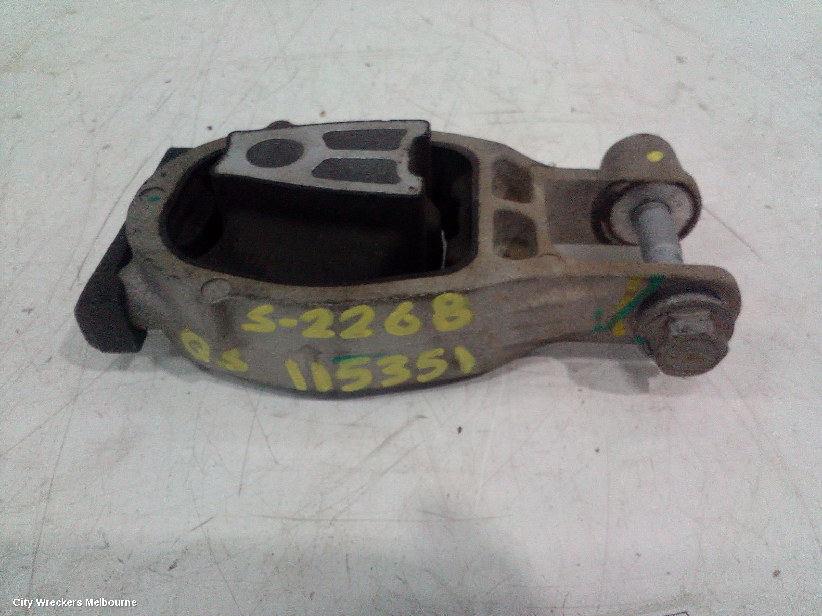 AUDI Q3 MOUNT, ENGINE MOUNT, PETROL, 2.0, TURBO, 125TFSI (125KW), 8U, CCZC CODE, 03/2012 - 12/2018 - Image 2
