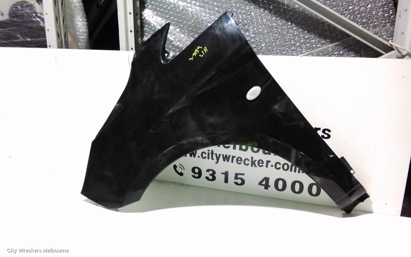 MERCEDES VITO LEFT GUARD, 447, W/ FLASHER TYPE, 03/2015 ONWARDS - Image 3