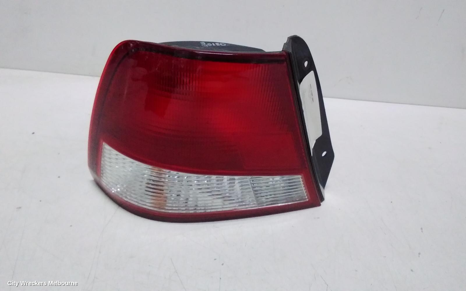 HYUNDAI ACCENT LEFT TAILLIGHT, LC, 3DR/5DR HATCH, 06/2000 - 02/2003 - Image 2