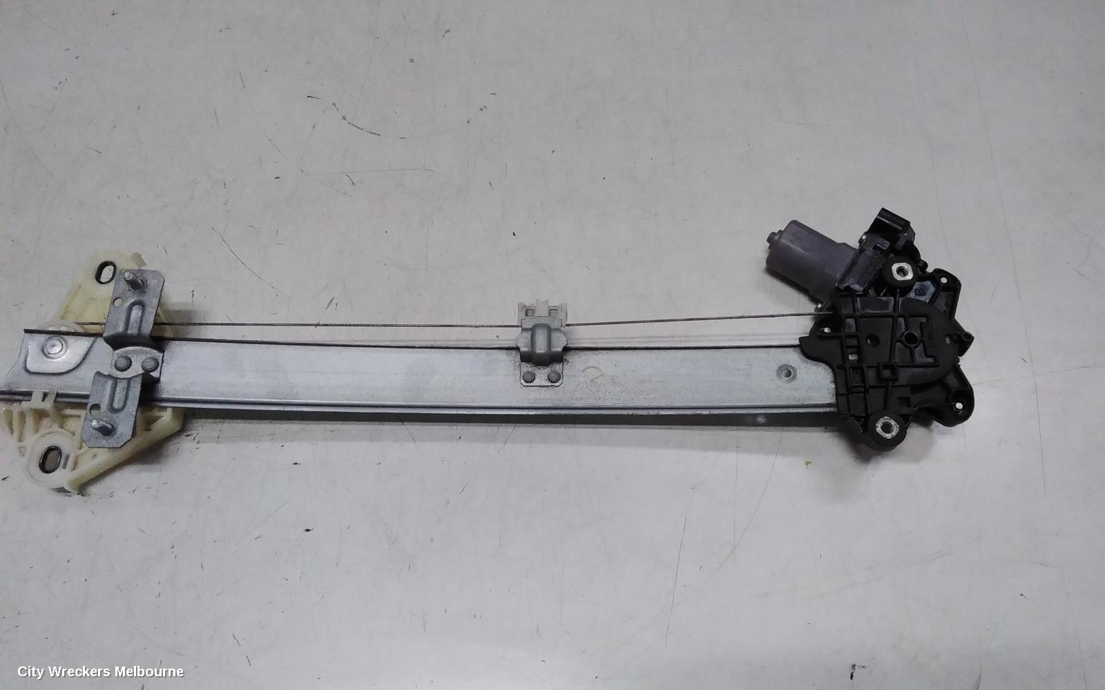 HONDA HRV LEFT FRONT WINDOW REG/MOTOR, RV, 12/2021 ONWARDS - Image 2
