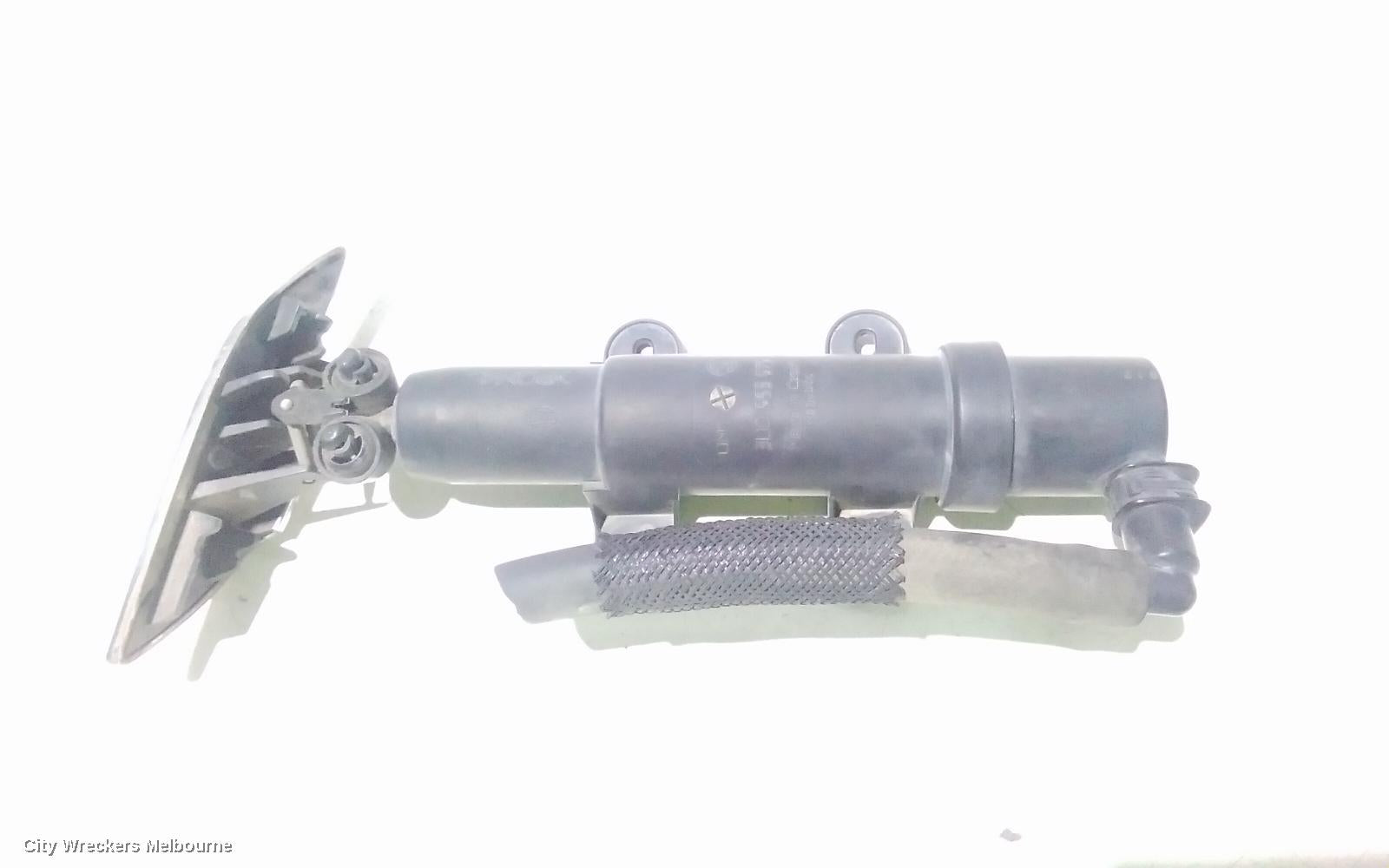 SKODA SUPERB WASHER JET, 3T 03/2009 - 12/2015 - Image 3