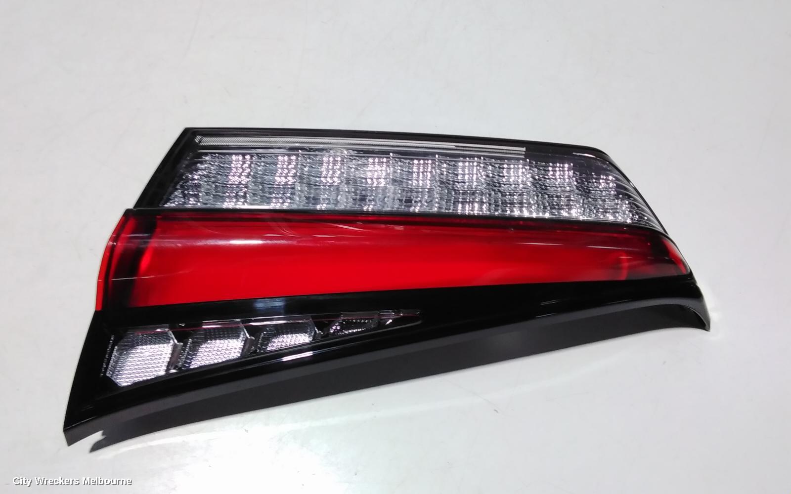 MITSUBISHI ASX REAR GARNISH, TAILGATE LAMP (RH SIDE), XD, 06/2019 ONWARDS - Image 3