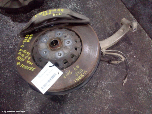 AUDI Q7 RIGHT FRONT HUB ASSEMBLY, 4M, 07/2015 ONWARDS - Image 1